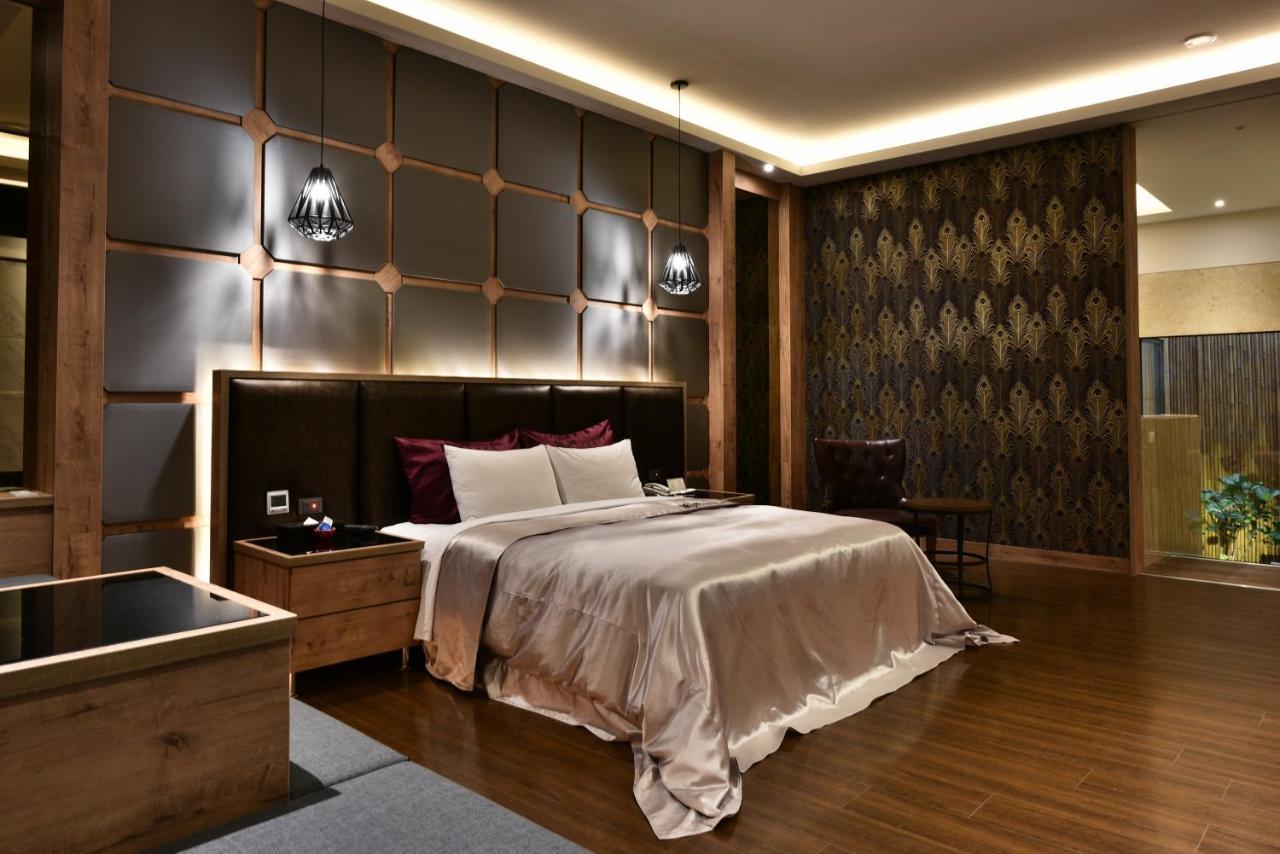 Venice Motel Tajcshung Kültér fotó