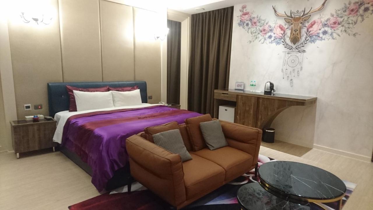 Venice Motel Tajcshung Kültér fotó