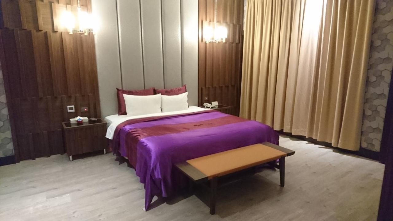 Venice Motel Tajcshung Kültér fotó